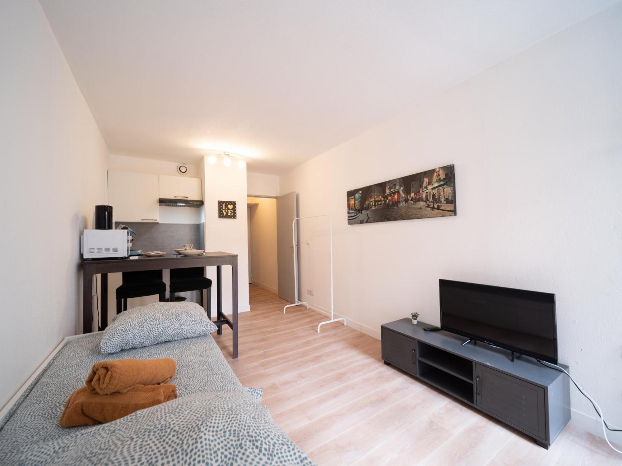 מרסיי Appartement Tout Equipe A 6Min De La Gare St Charles מראה חיצוני תמונה