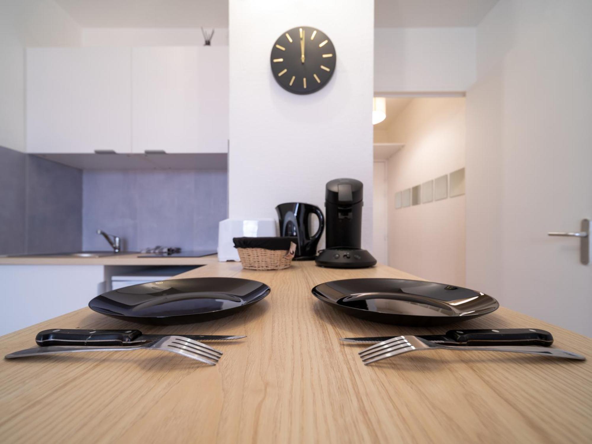 מרסיי Appartement Tout Equipe A 6Min De La Gare St Charles מראה חיצוני תמונה