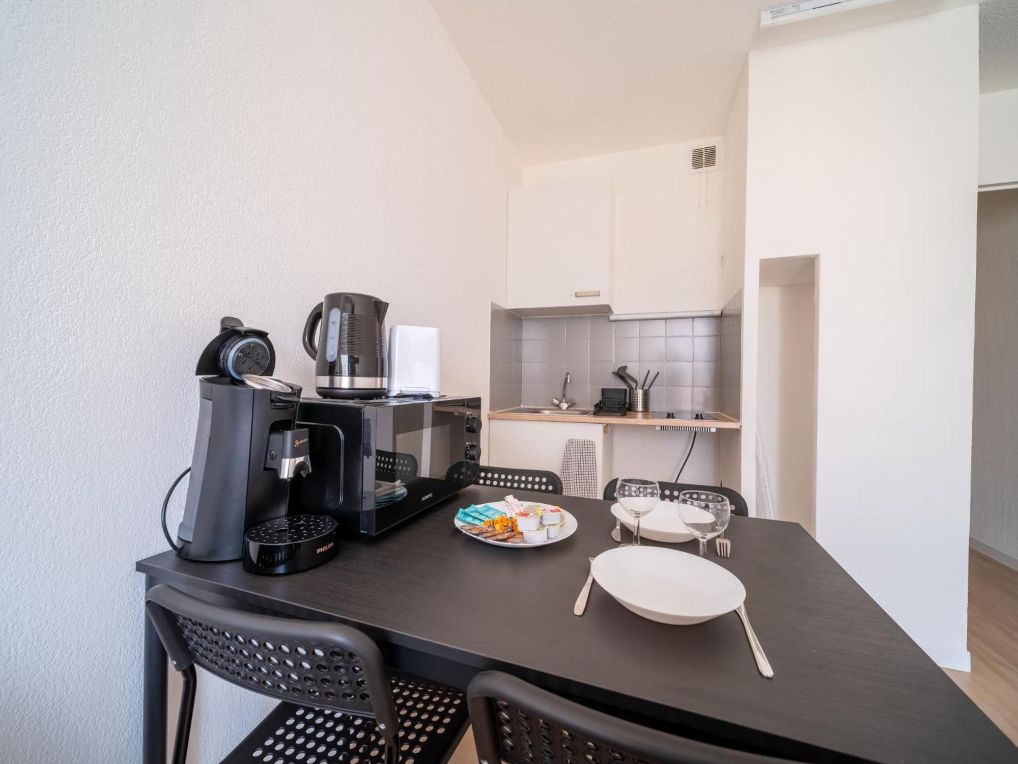 מרסיי Appartement Tout Equipe A 6Min De La Gare St Charles מראה חיצוני תמונה