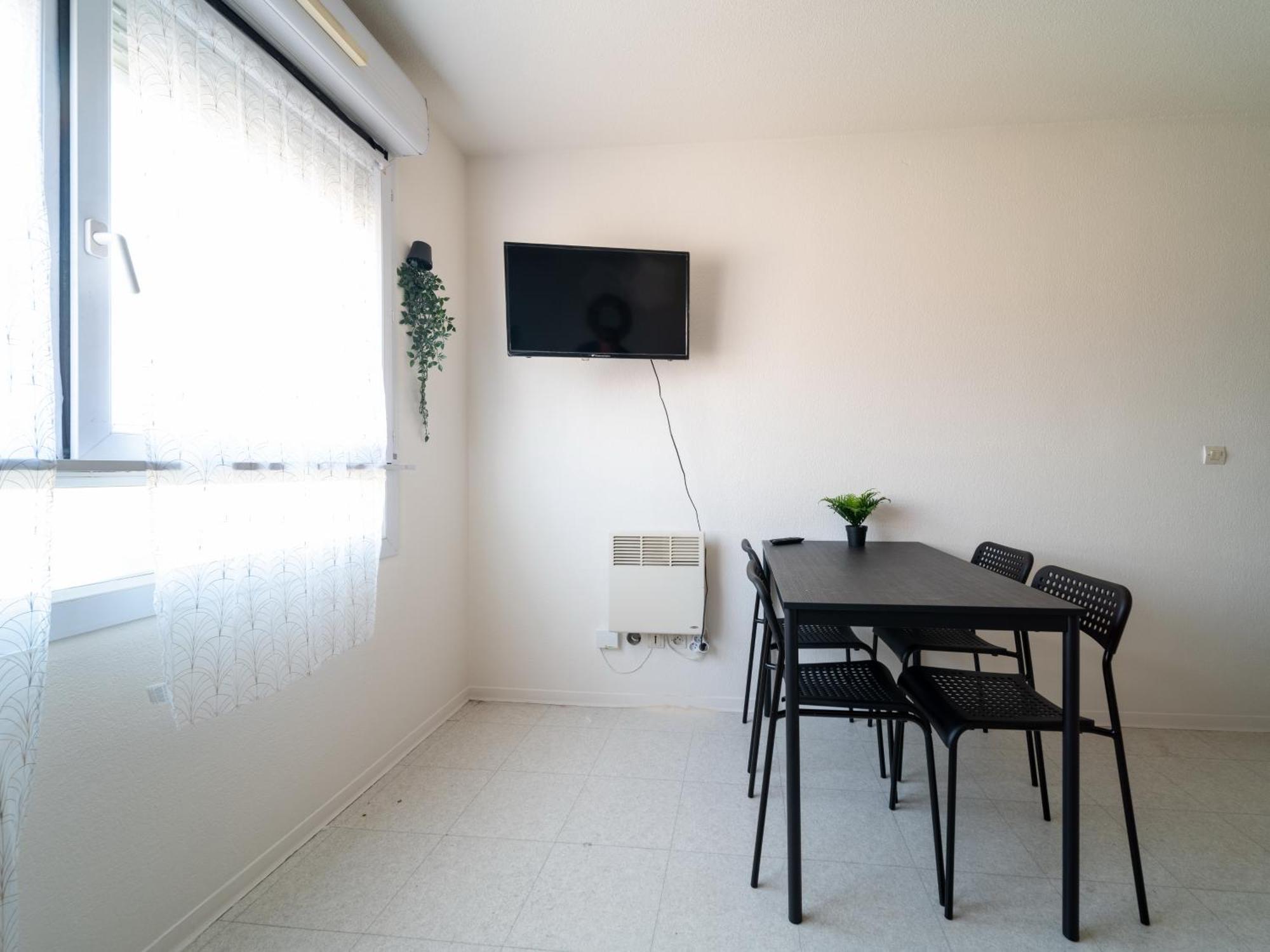 מרסיי Appartement Tout Equipe A 6Min De La Gare St Charles מראה חיצוני תמונה